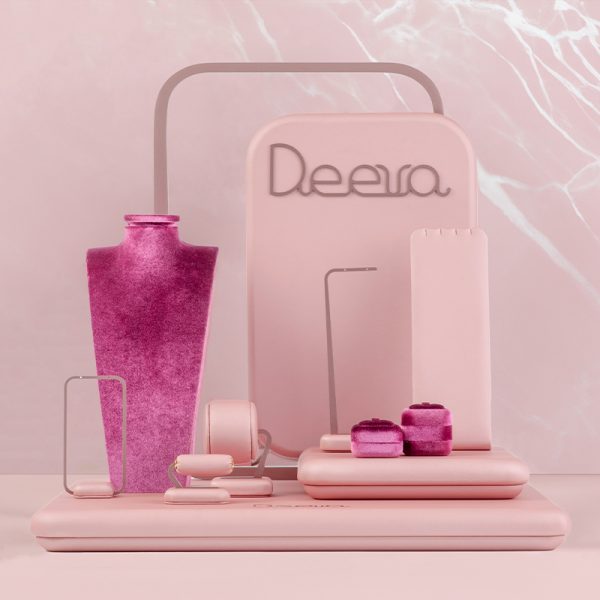 Deeva - Kit Display